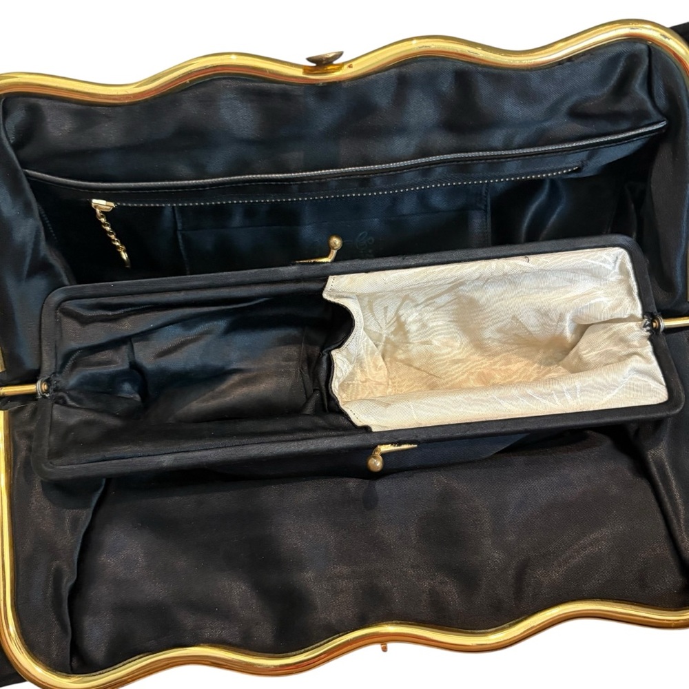 Vintage Best & Co New York Velvet Evening Clutch with Hand Carry Strap - Picture 12 of 15